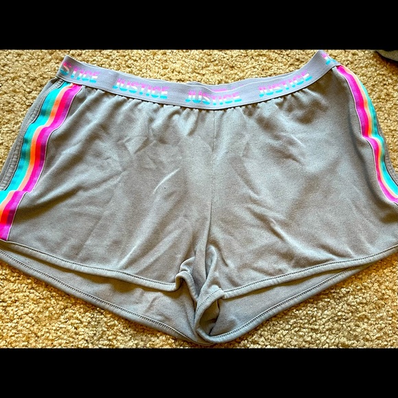 Justice brand 18plus shorts. 🐾 free 💨 free
